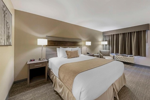 Best Western Plus Executive Inn image 16