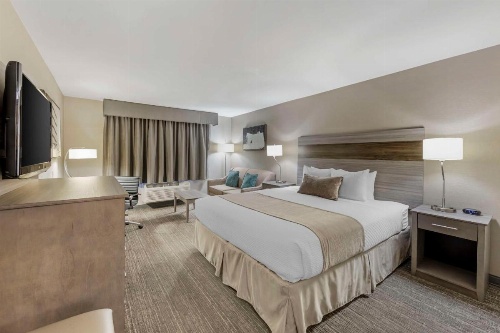 Best Western Plus Executive Inn image 38